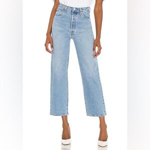 Levis Ribcage Straight Ankle in Tango Gossip